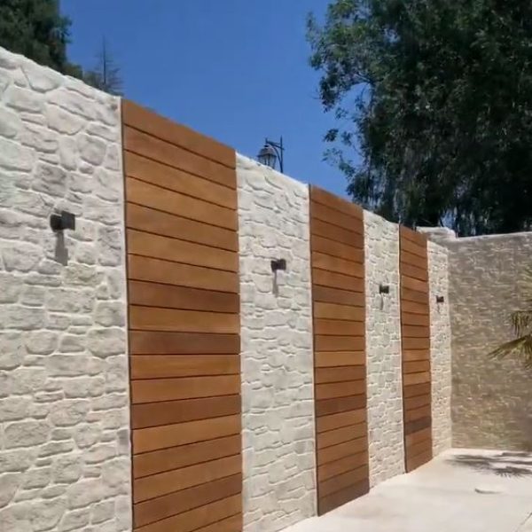 07- MURETTE ENDUIT PIERRE PISCINE